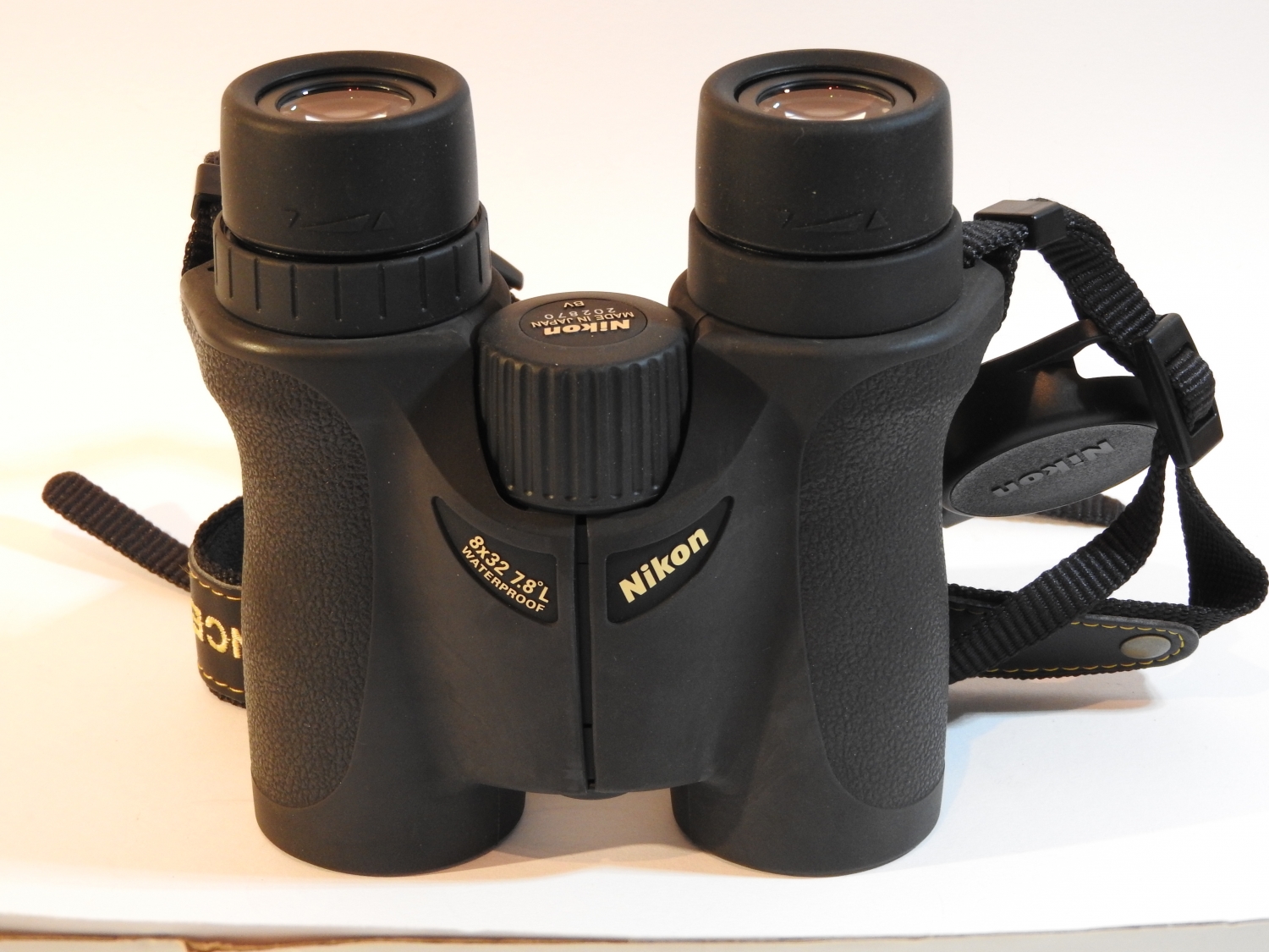 Juelles NIKON SPORTSTAR EX 10x25 Noir Pliable, Ultra Copact, Légère