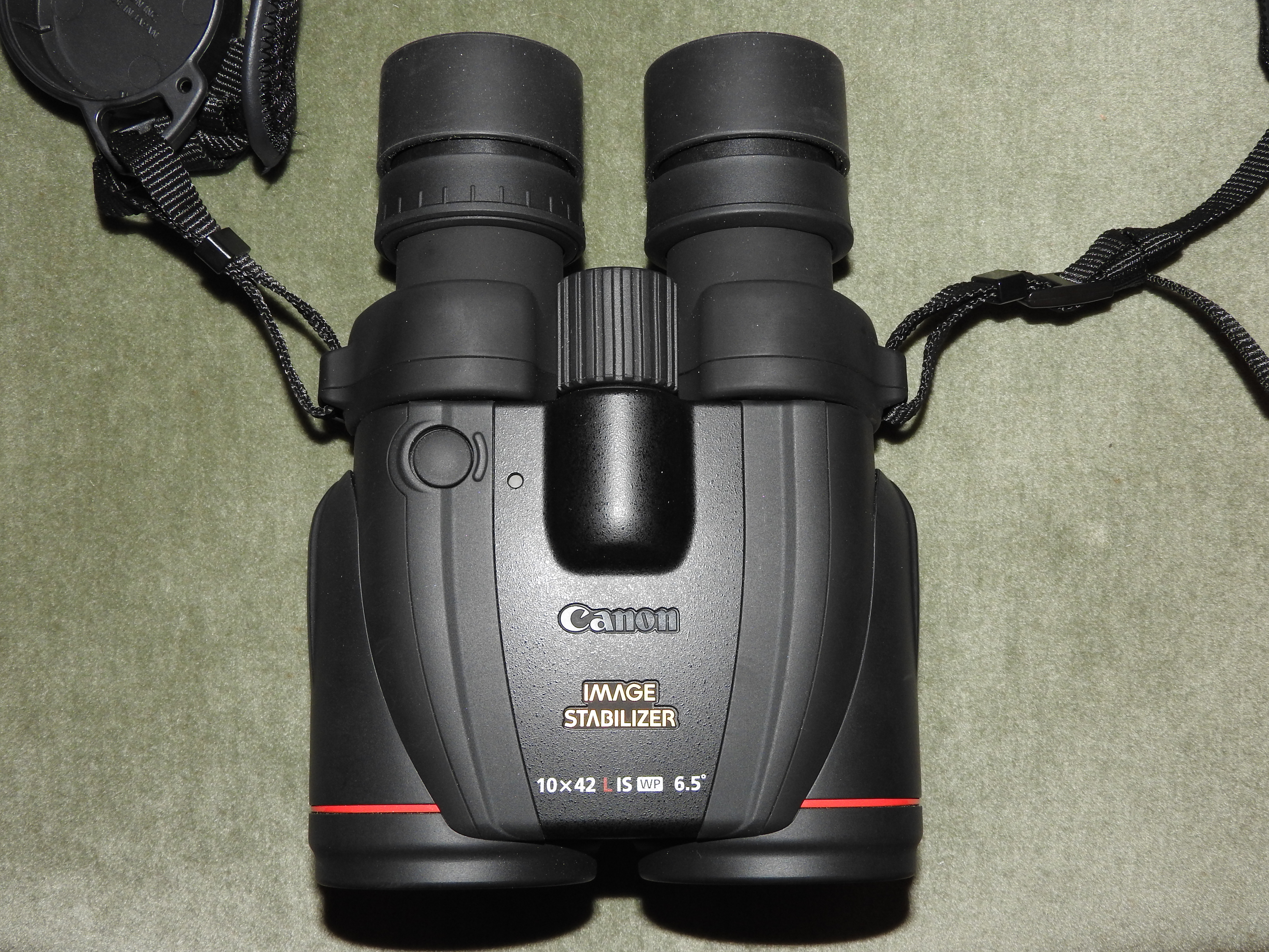 Canon 10×42 IS WP – Binoculars Today