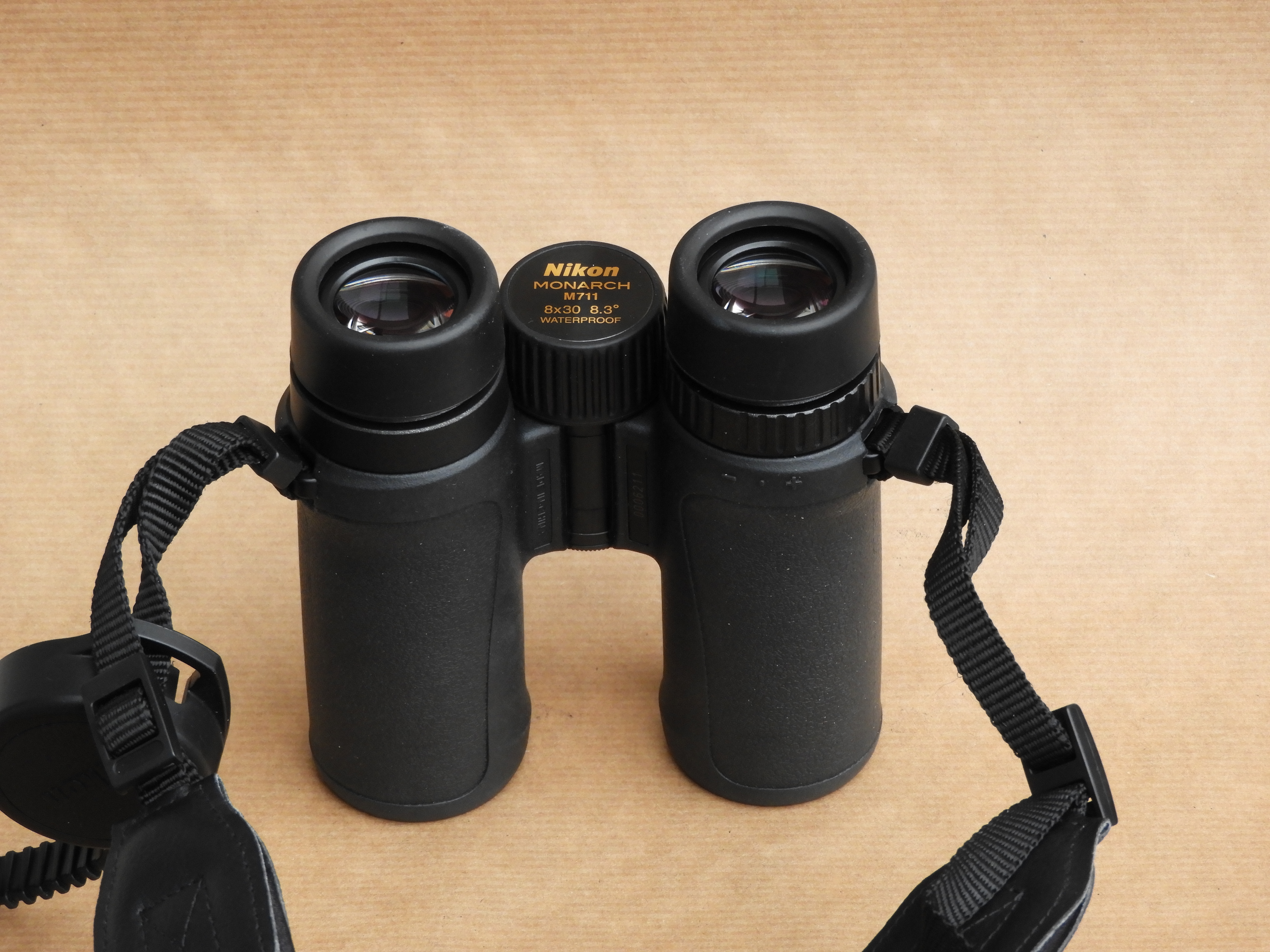 最低価格の Nikon 双眼鏡 モナーク7 8×30 ダハプリズム式 8倍30口径